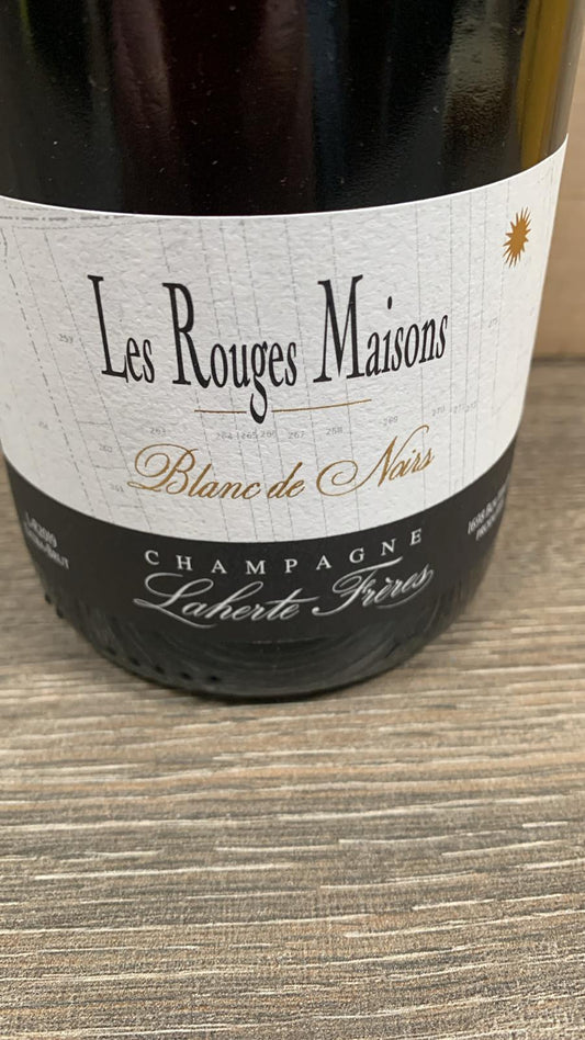 Champagne Laherte Frères Les Rouges Maisons – Extra Brut Pinot Noir aus Chavot, 18 Monate auf der Hefe, ohne Filtration, mit klarer Mineralität.