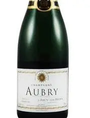 Trüffel-Pilz-Pizza mit Parmesan-Käse und Champagne Aubry Brut 1er Cru: Ein Gourmet-Erlebnis der Extraklasse