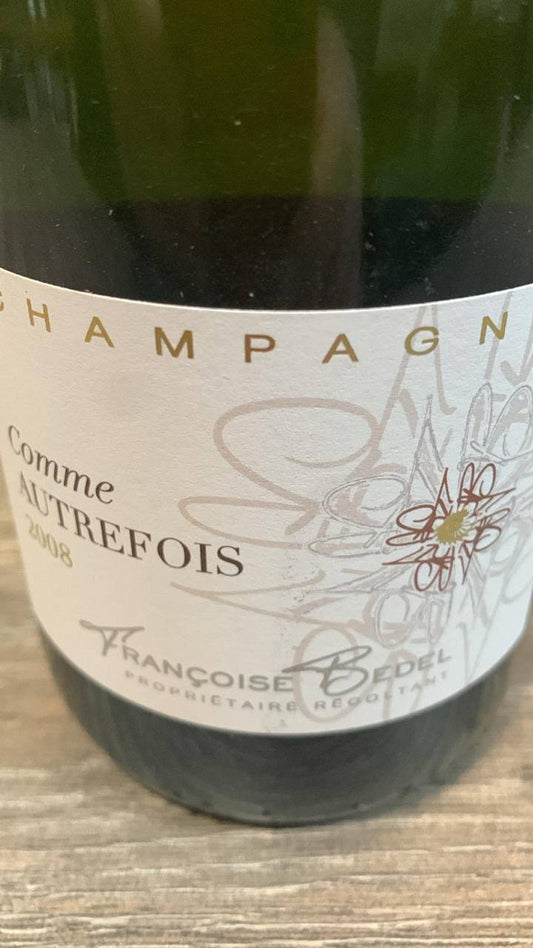Françoise Bedel Champagner – lange Hefelagerung und Balance statt Holzaromatik