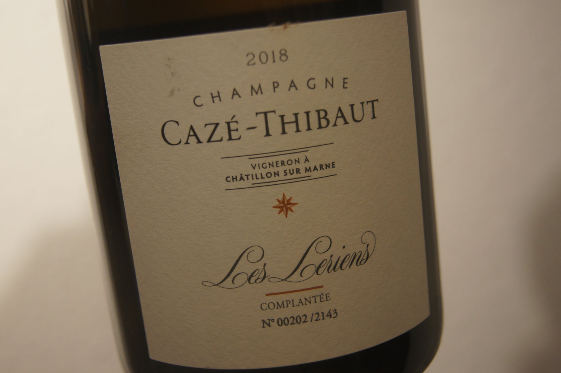 Caze-Thibaut 'Les Leriens' Extra Brut 2018 Assaggi-Weinhandel