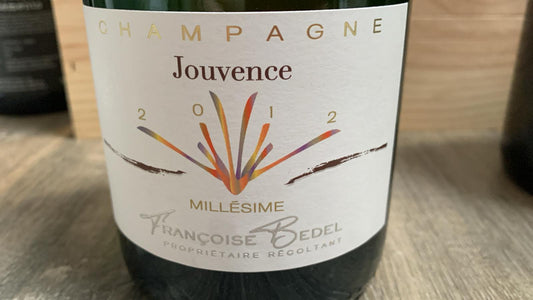 Champagne Françoise Bedel Jouvence 2012 – biodynamischer Brut mit 95% Pinot Meunier und 5% Pinot Noir, 6 Jahre auf der Hefe gereift.