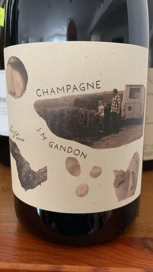 Flasche J.M. Gandon Les Pièces Pinot Noir Cru Oublié Brut Nature Champagner.