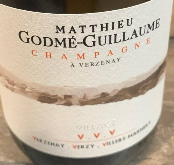 Front- und Rücketikett Champagne Matthieu Godmé-Guillaume V.V.V Rosé Premier Cru mit Angaben zu Rebsorten, Dosage, Alkoholgehalt und Sulfiten