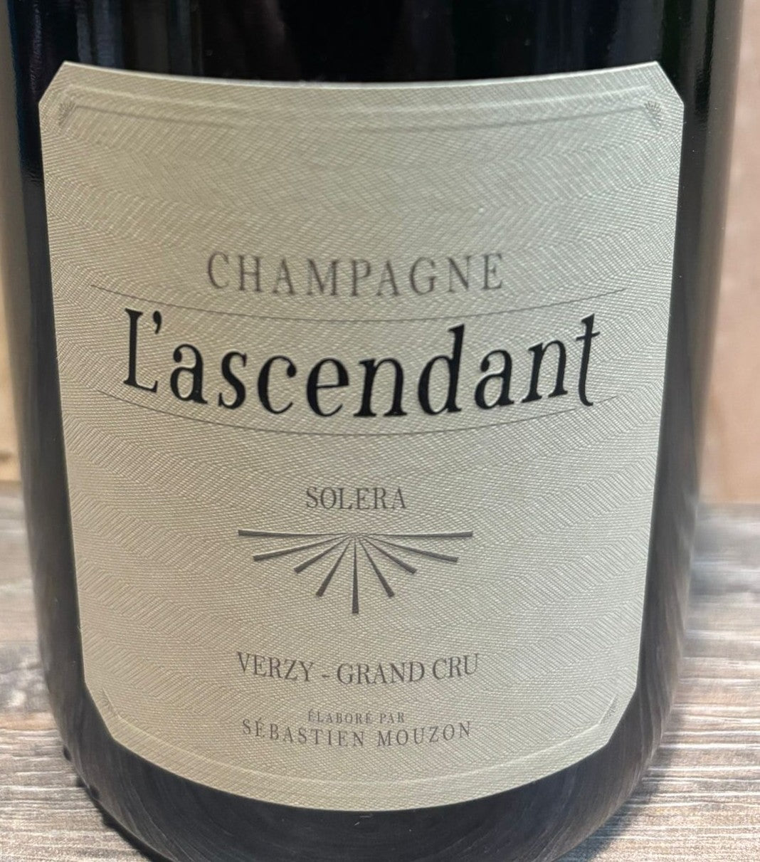 Flasche Champagne Mouzon-Leroux L’Ascendant Solera Verzy Grand Cru, Brut Nature, Solera 2020/2019/2014, etikettiert und fotografiert für Produktprofil – Stand 22.11.2025.