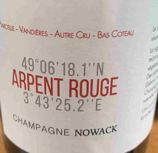 Flasche Domaine Nowack Champagne Arpent Rouge Brut Nature, Meunier und Chardonnay, Jahrgang 2020, ungefiltert, natürliche Fermentation, gereift in Fässern.