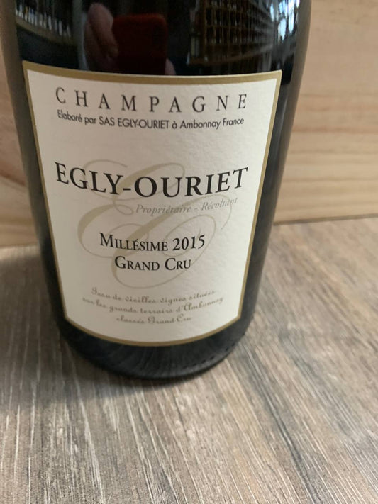 Erfahren Sie mehr über den Egly-Ouriet Grand Cru Millésime 2015 bei Assaggi-Weinhandel.