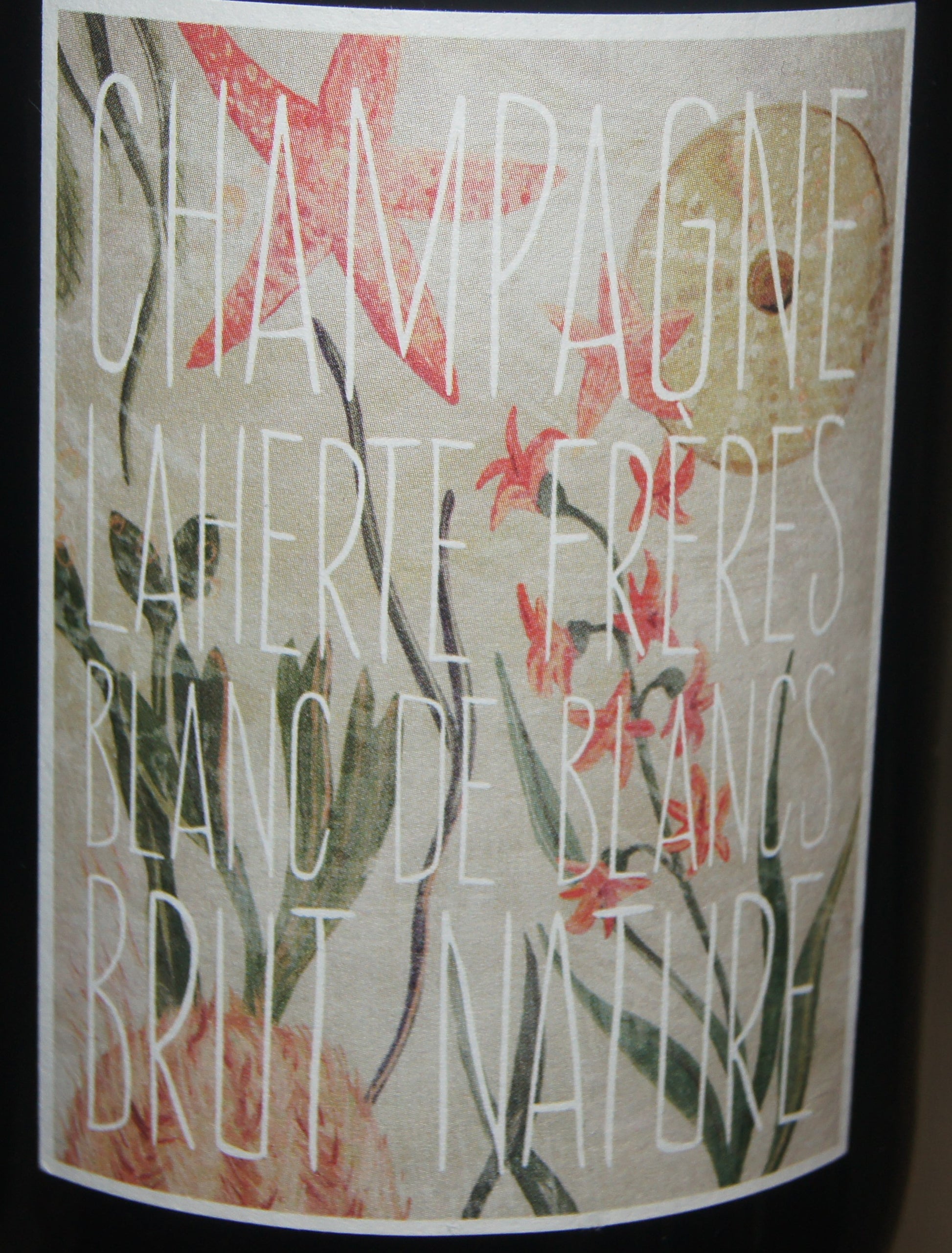 Entdecken Sie Laherte Frères Blanc de Blancs Brut Nature – purer Chardonnay-Genuss, jetzt bei Assaggi-Weinhandel erhältlich.