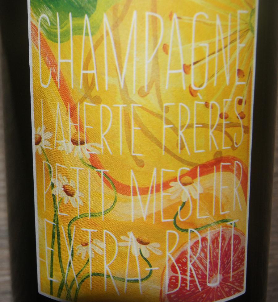 Bestellen Sie Laherte Frères Petit Meslier Extra Brut – selten, elegant und biodynamisch. Jetzt bei Assaggi-Weinhandel erhältlich!