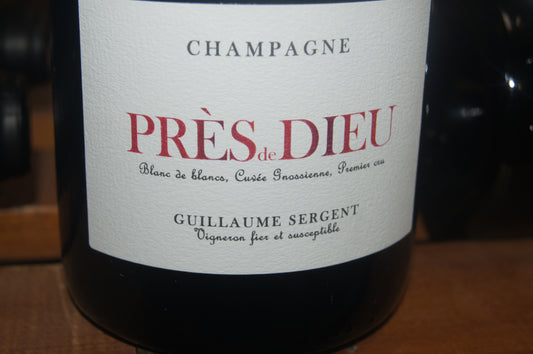 Entdecken Sie Guillaume Sergent Les Près Dieu: Ein exklusiver Champagner aus der Montagne de Reims, 100% Chardonnay, biodynamisch angebaut, limitierte Auflage.
